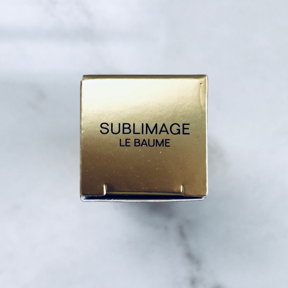 🆕 NWT 🌹 5-piece Chanel bundle with Limited Edition charm and hand cream - Picture 4 of 8